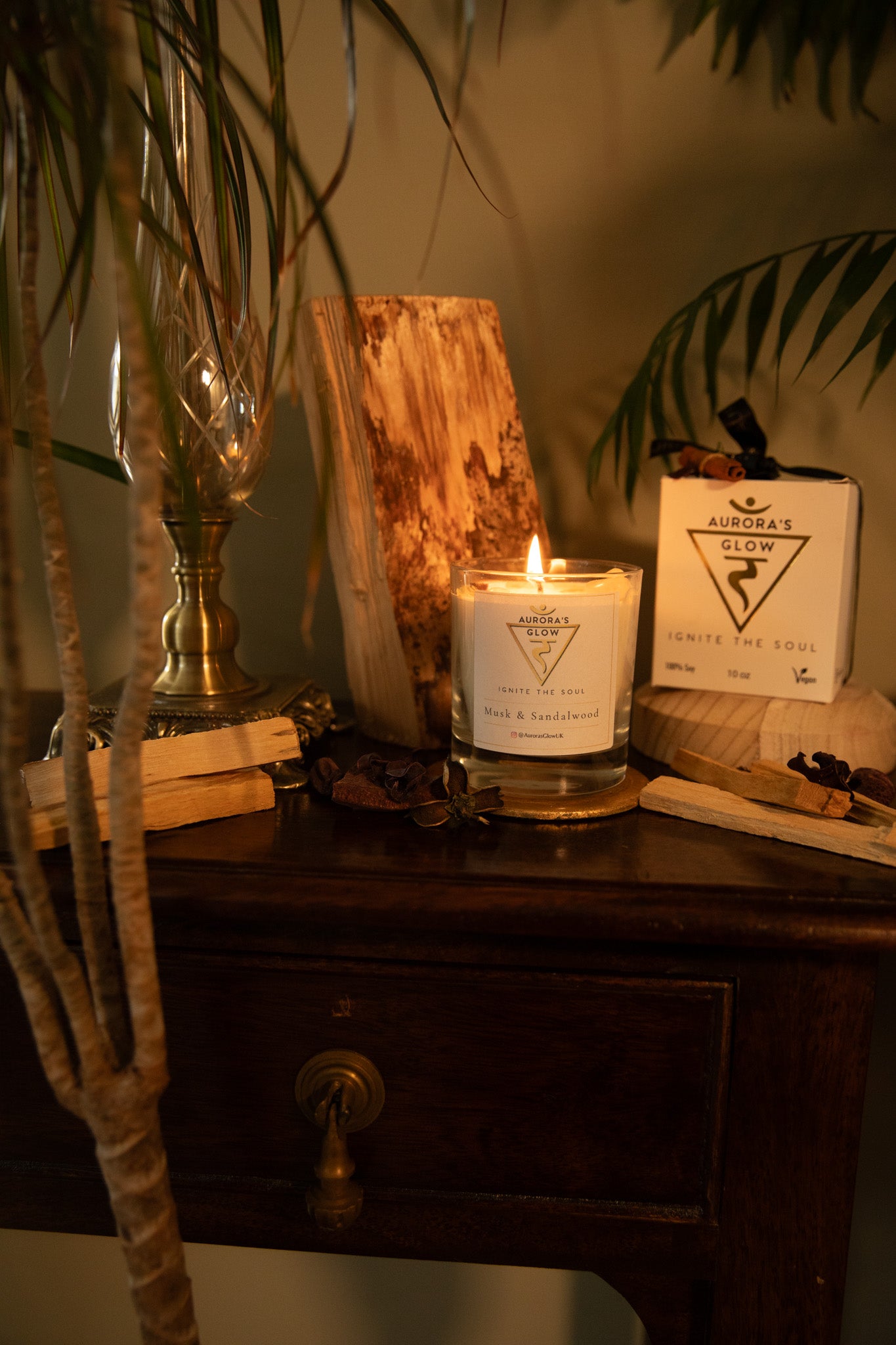 Musk Sandalwood Candle